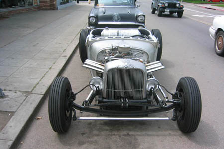 Hot_Rod_Surf__1928_Silver_Bullet_004