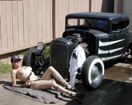 Hot_Rod_Surf_1931_Scalloped_Coupe_003