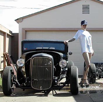 Hot_Rod_Surf_1931_Scalloped_Coupe_006