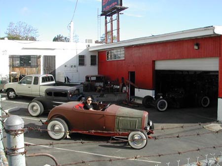 Hot_Rod_Surf_1932_Deuce_Roadster_004